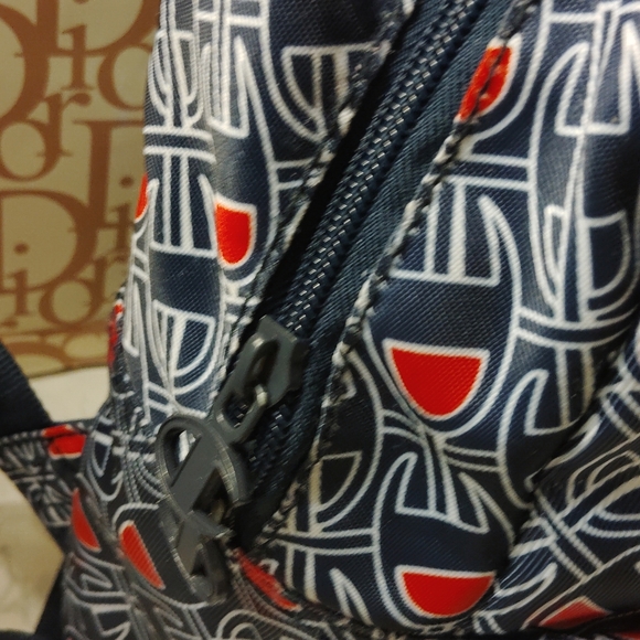 Champion Mini Backpack EUC - Picture 11 of 12